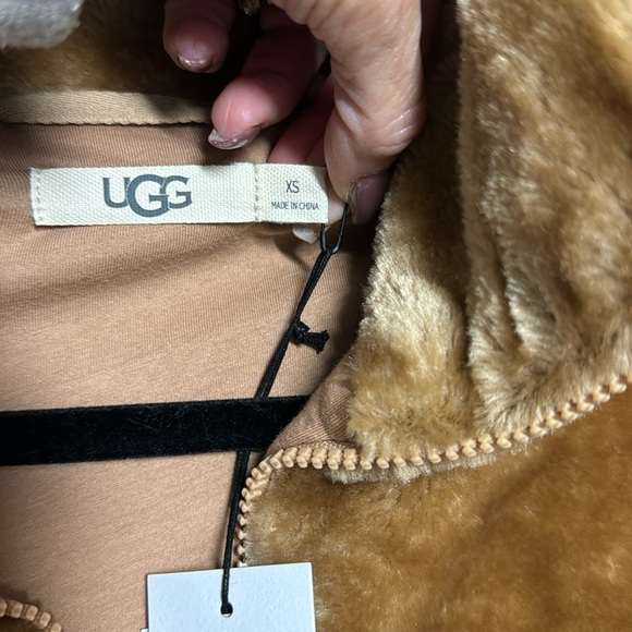 UGG teddy bear bomber jacket - Picture 3 of 5